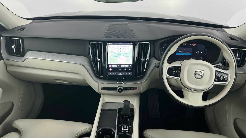 Volvo XC60 Plus, B5 Awd Mild Hybrid, Dark Blond Leat RV25FVR Grey #5