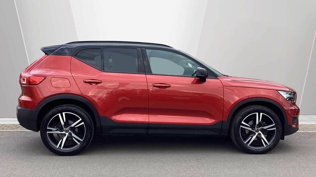 Volvo XC40 R-design, T3 Winter Pack, Sunroof KE22PFX Red #3