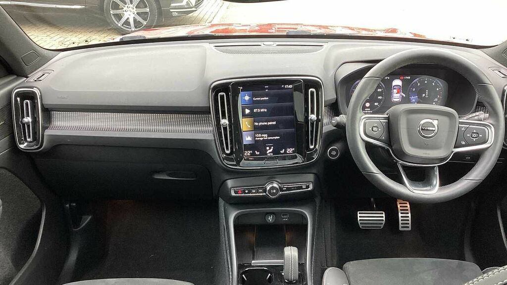 Volvo XC40 R-design, T3 Winter Pack, Sunroof KE22PFX Red #5