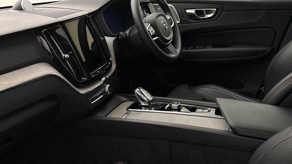 Volvo XC60 Ultra, B5 Awd Mild Hybrid Bright Sunroof RV25XVL Blue #6