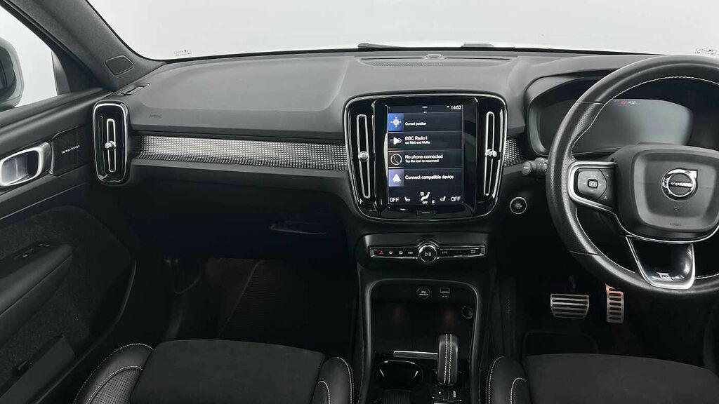Volvo XC40 D4 Awd R-design Pro Panoramic Sunroof, KK18BGZ White #5