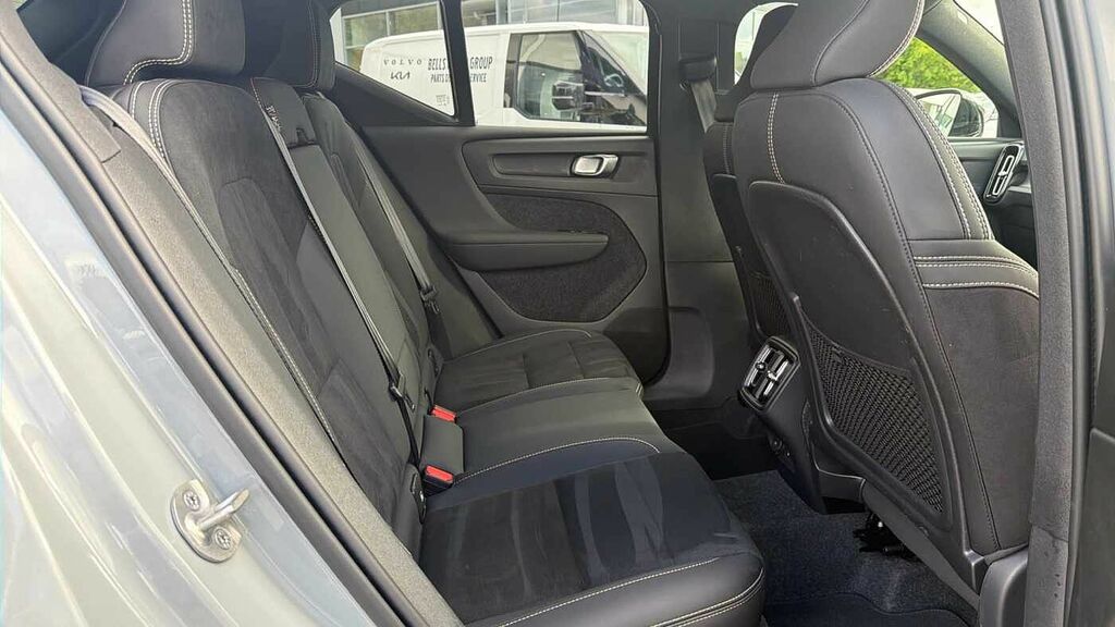Volvo XC40 Plus, B4 Mild Hybrid, Dark RV74UYU Grey #6