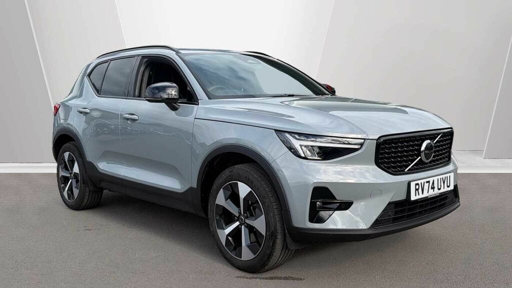 Volvo XC40 Plus, B4 Mild Hybrid, Dark Grey