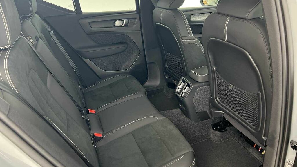 Volvo EX40 Black Edition Ultra, Twin Motor Performance, Elect Grey #6