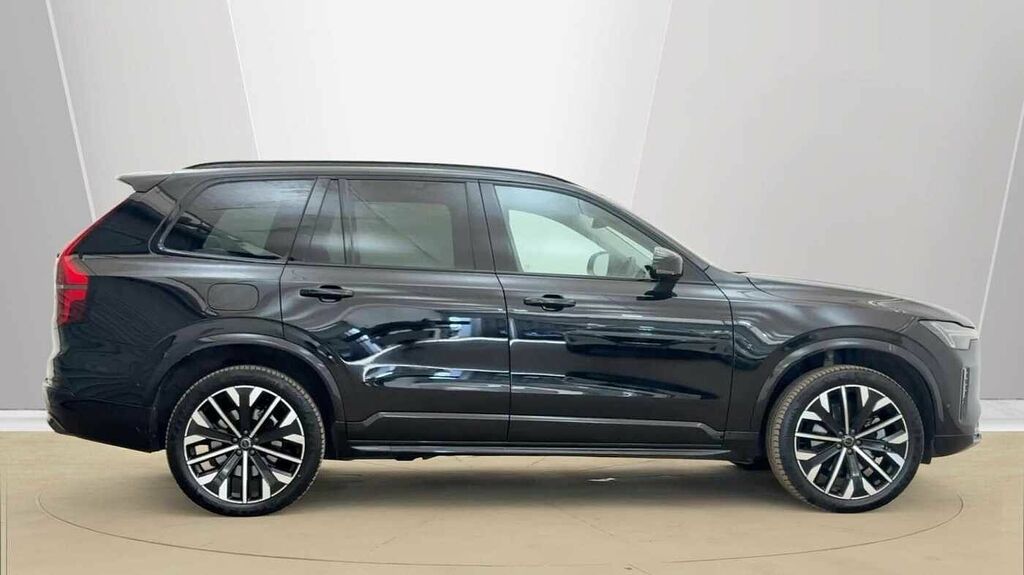 Volvo XC90 Plus Pro, B5 Awd Mild Hybrid, Dark, 7 Seat RJ25YJE Black #2