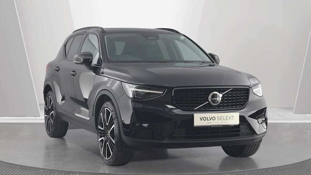 Volvo XC40 Ultra, B4 Mild Hybrid, Dark Panoramic Sun Black