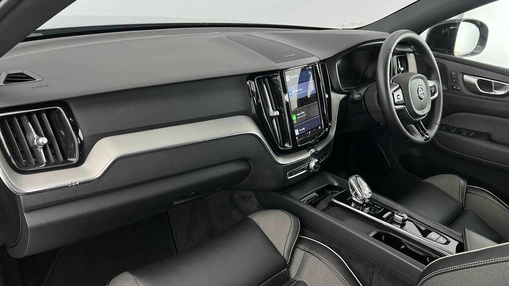 Volvo XC60 Plus, B4 Mild Hybrid, Dark Heated Seats, DS72YZK Grey #6
