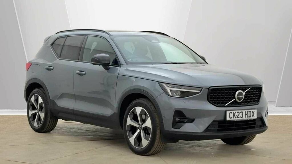Volvo XC40 Ultimate, B4 Mild Hybrid, Dark 360 Camera Grey