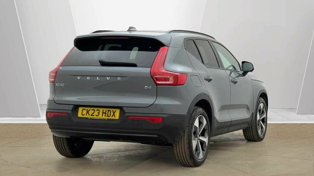 Volvo XC40 Ultimate, B4 Mild Hybrid, Dark 360 Camera CK23HDX Grey #3