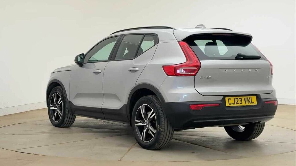 Volvo XC40 Plus, B3 Mild Hybrid, Dark CJ23VKL Silver #5