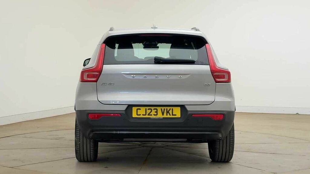 Volvo XC40 Plus, B3 Mild Hybrid, Dark CJ23VKL Silver #4