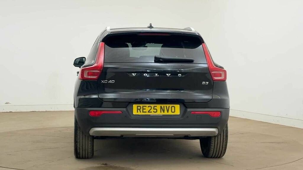 Volvo XC40 Core, B3 Mild Hybrid, Climate Pack, Wheel RE25NVO Black #4