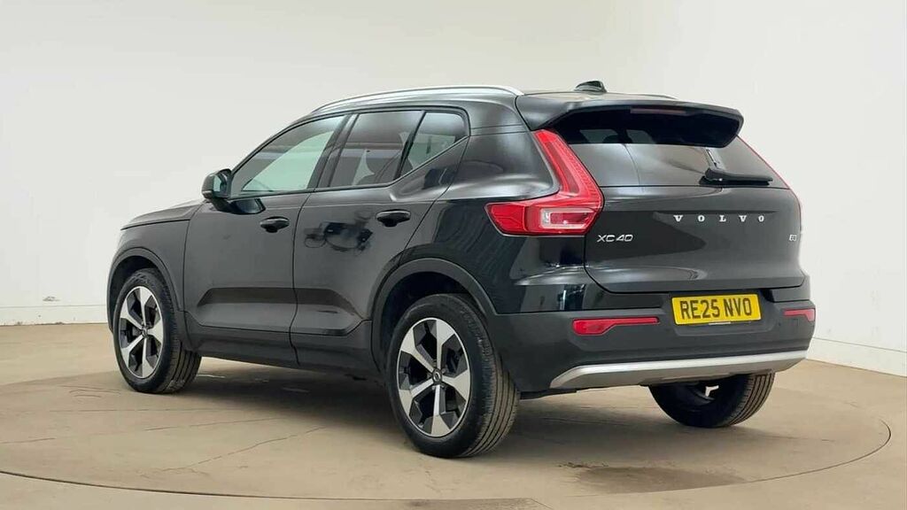 Volvo XC40 Core, B3 Mild Hybrid, Climate Pack, Wheel RE25NVO Black #5