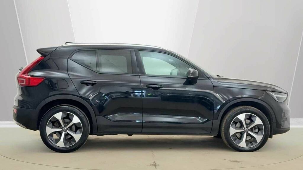 Volvo XC40 Core, B3 Mild Hybrid, Climate Pack, Wheel RE25NVO Black #2