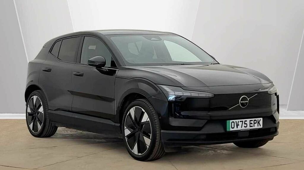 Volvo EX30 Ultra, Single Motor Extended Range, Pano Black