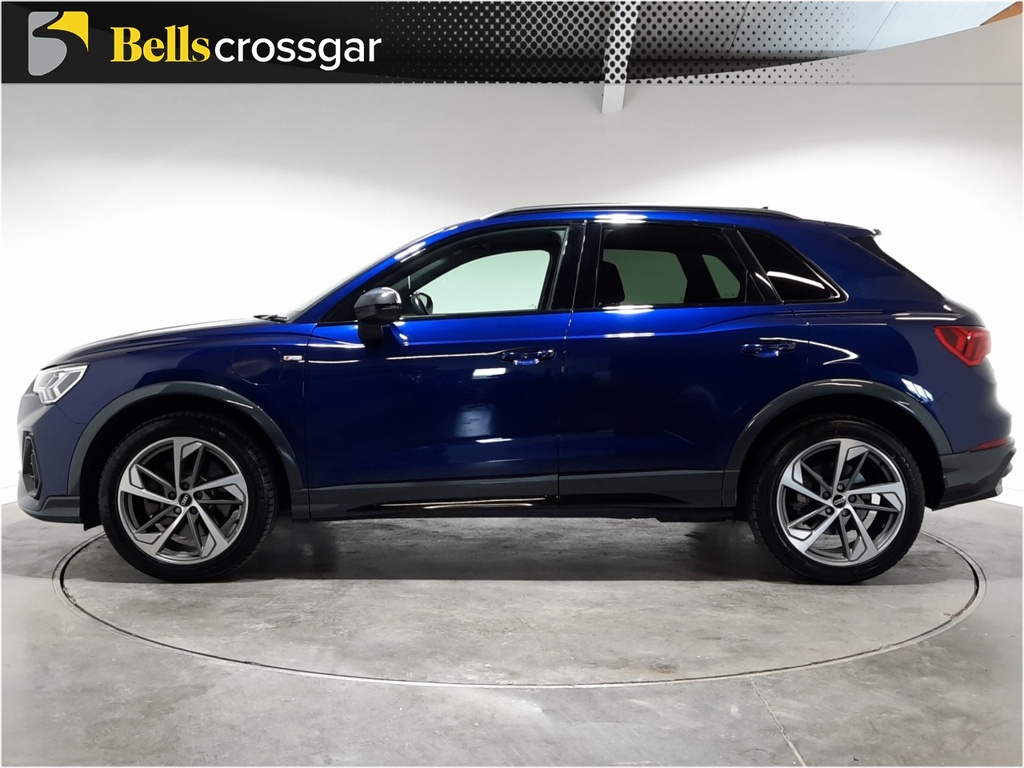 Audi Q3 45 Tfsi E Black Edition S Tronic KP71ZBG Blue #4