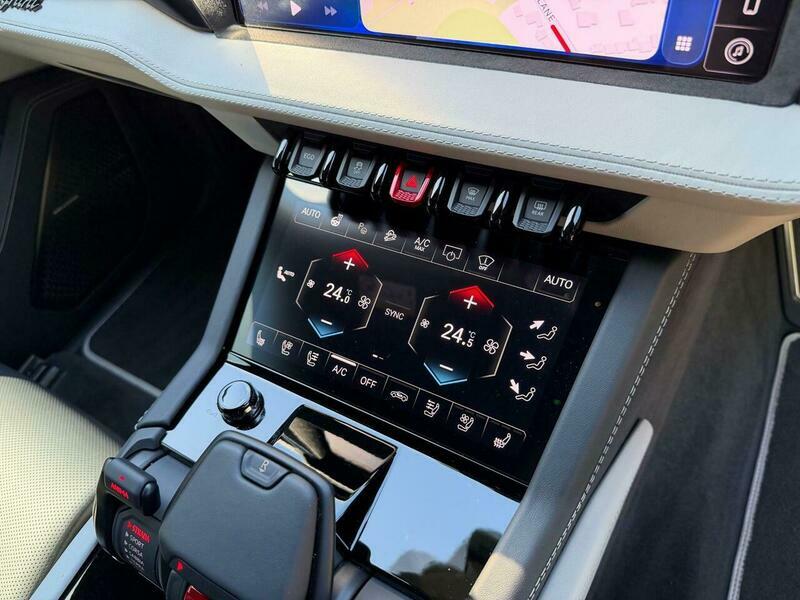 Lamborghini Urus 4.0 V8 Biturbo 25.9Kwh LL25GDO Black #2