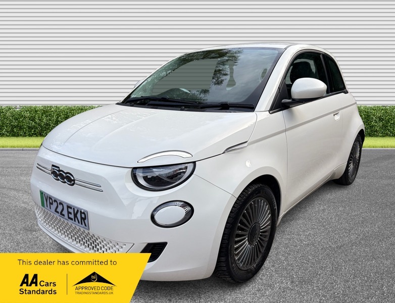 Fiat 500 42Kwh Icon YP22EKR White #4