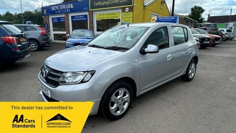 Dacia Sandero 0.9 Tce Laureate Silver