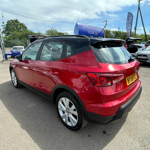 Seat Arona 1.0 Tsi Se BT68OZJ Red #6