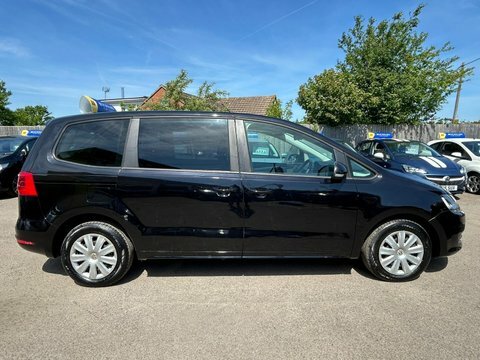 Volkswagen Sharan 2.0 Tdi Bluemotion Black #4