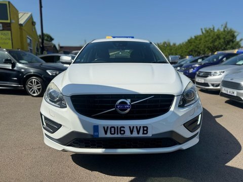 Volvo XC60 2.0 D4 R-design VO16VVB White #2