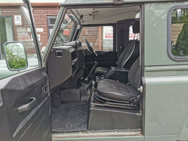 Land Rover Defender  Grey #17