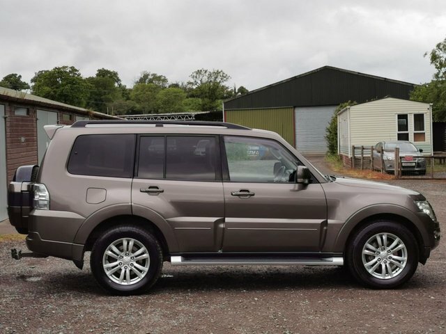 Mitsubishi Shogun Di-dc Sg3 Suv YE65XCN Brown #3