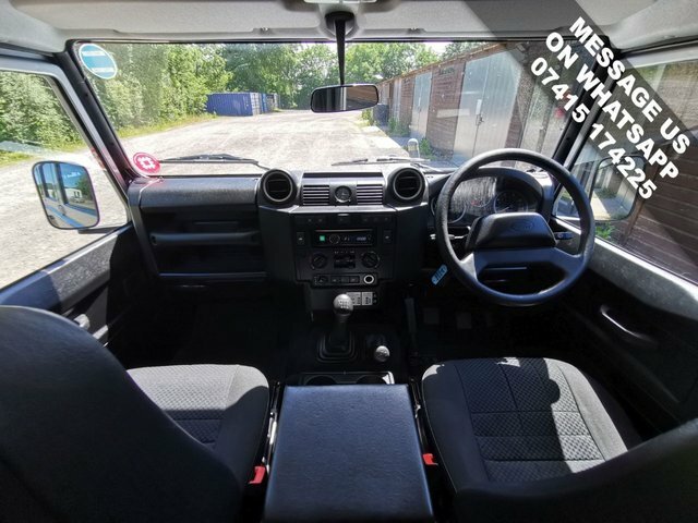 Land Rover Defender Tdci County Station Wagon Silver #2