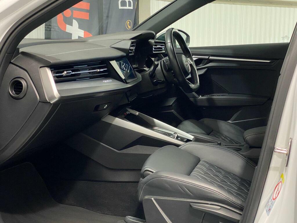 Audi S3 Hatchback 2.0 Tfsi Sportback S Tronic Quattro Euro VA21WCD White #3