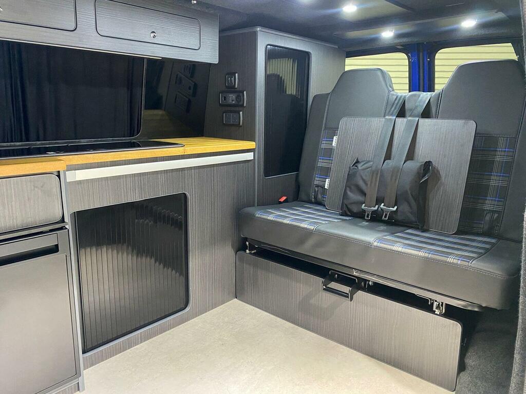 Volkswagen Transporter Panel Van 2.0 Tdi T28 Highline Fwd Swb Euro 6 Ss DA69XED Blue #6