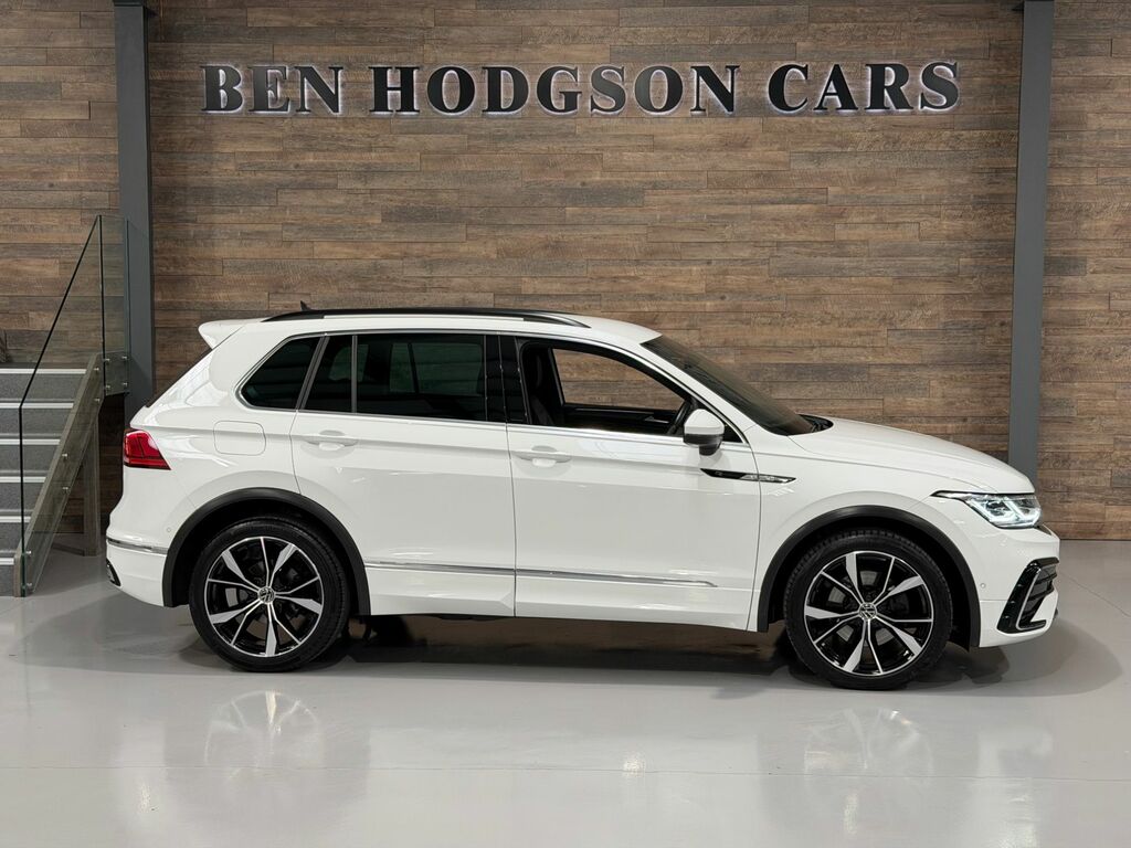 Volkswagen Tiguan 2.0 Tdi R-line Suv AJ72ZTF White #4