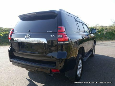 Toyota Land Cruiser 2.8 Invincible 5 Black #5
