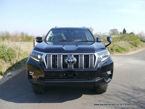 Toyota Land Cruiser 2.8 Invincible 5 Black #3