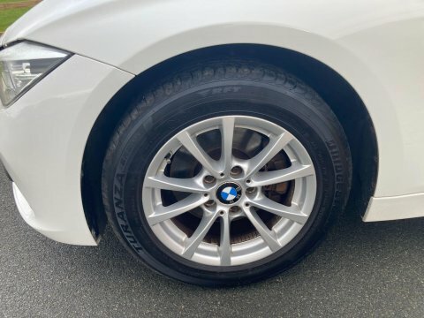 BMW 3 Series 2.0 320D Se AU66DPZ White #4