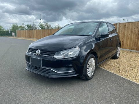 Volkswagen Polo 1.2 Tsi Bluemotion Black #2