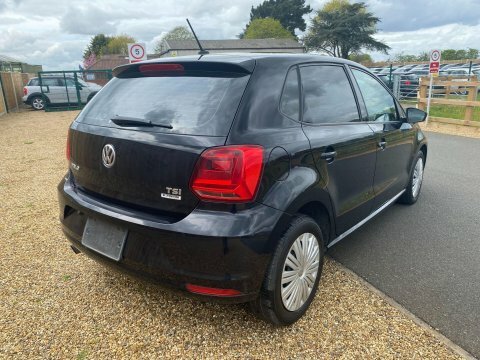 Volkswagen Polo 1.2 Tsi Bluemotion Black #6
