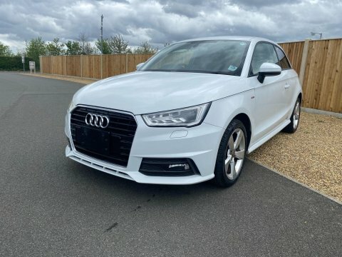 Audi A1 1.0 Tfsi S AU15EXC White #2