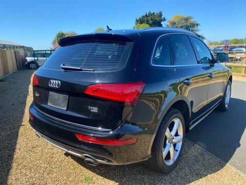 Audi Q5 2.0 Tfsi S AU64FWC Black #6