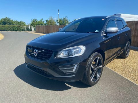 Volvo XC60 2.0 D4 R-design Black #2