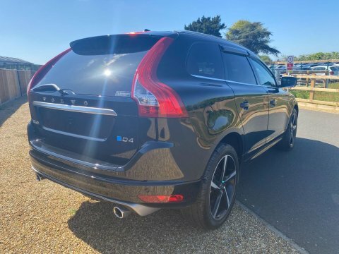 Volvo XC60 2.0 D4 R-design Black #6