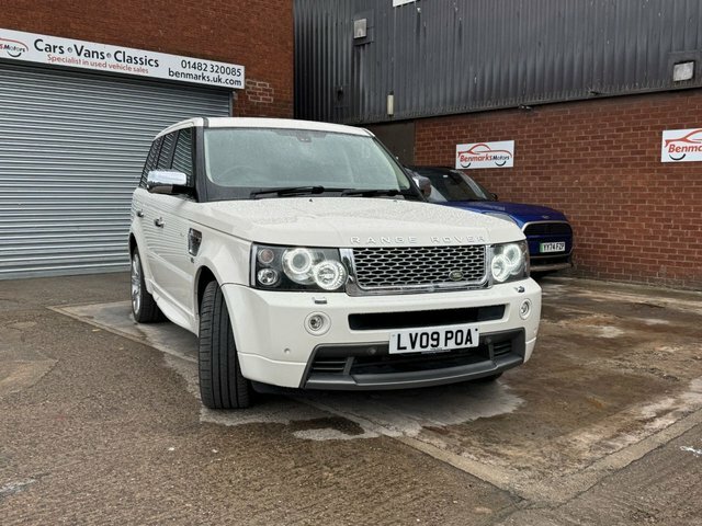 Land Rover Range Rover Sport 3.6 Td V8 Hst Station Wagon White #2