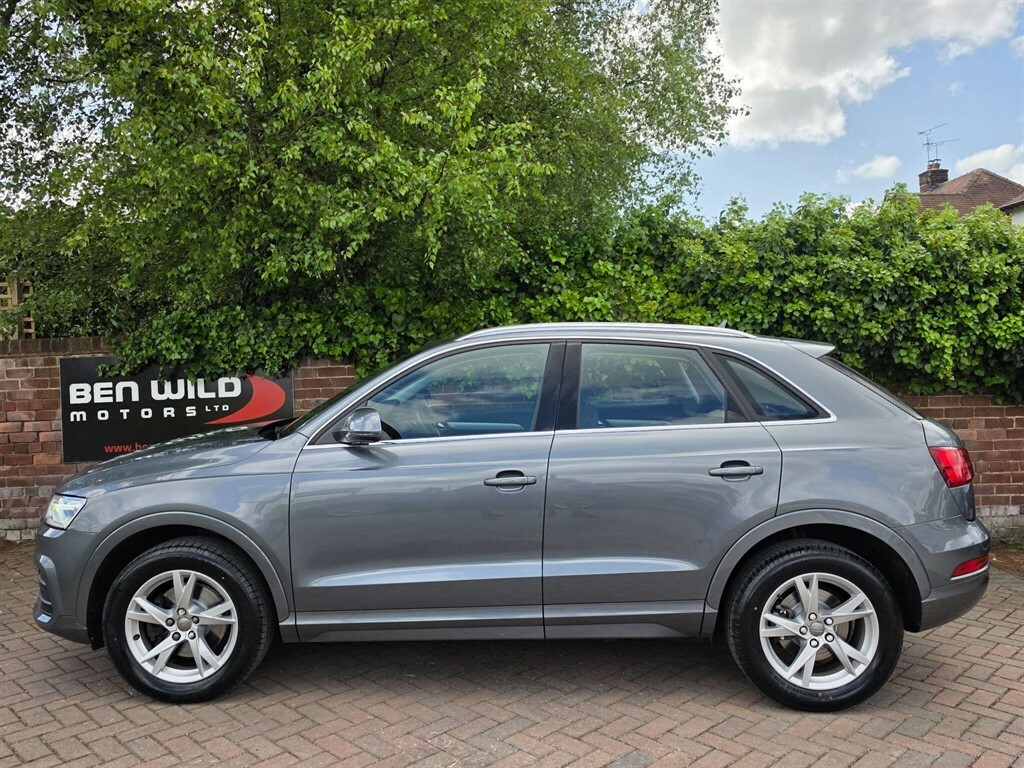 Audi Q3 2.0 Tdi Se Quattro Euro 6 Ss YC16ZHR Grey #3