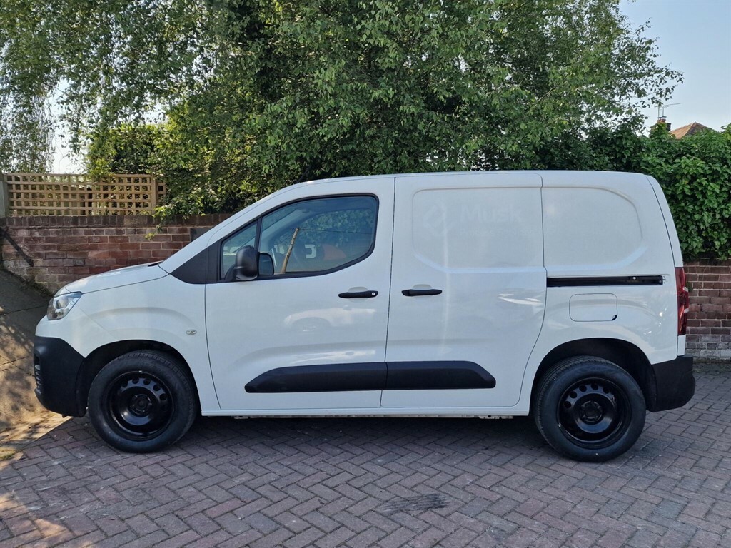 Citroen Berlingo 1.5 Bluehdi 1000 Enterprise M Swb Euro 6 Ss NJ70UTY White #3