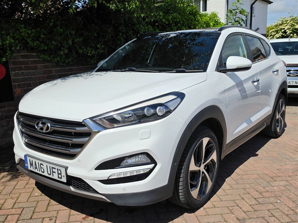 Hyundai Tucson 2.0 Crdi Premium Se 4Wd Euro 6 MA16UFB White #3