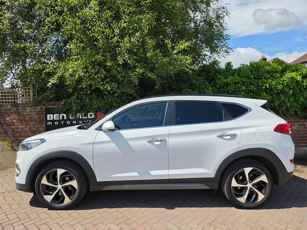 Hyundai Tucson 2.0 Crdi Premium Se 4Wd Euro 6 MA16UFB White #4