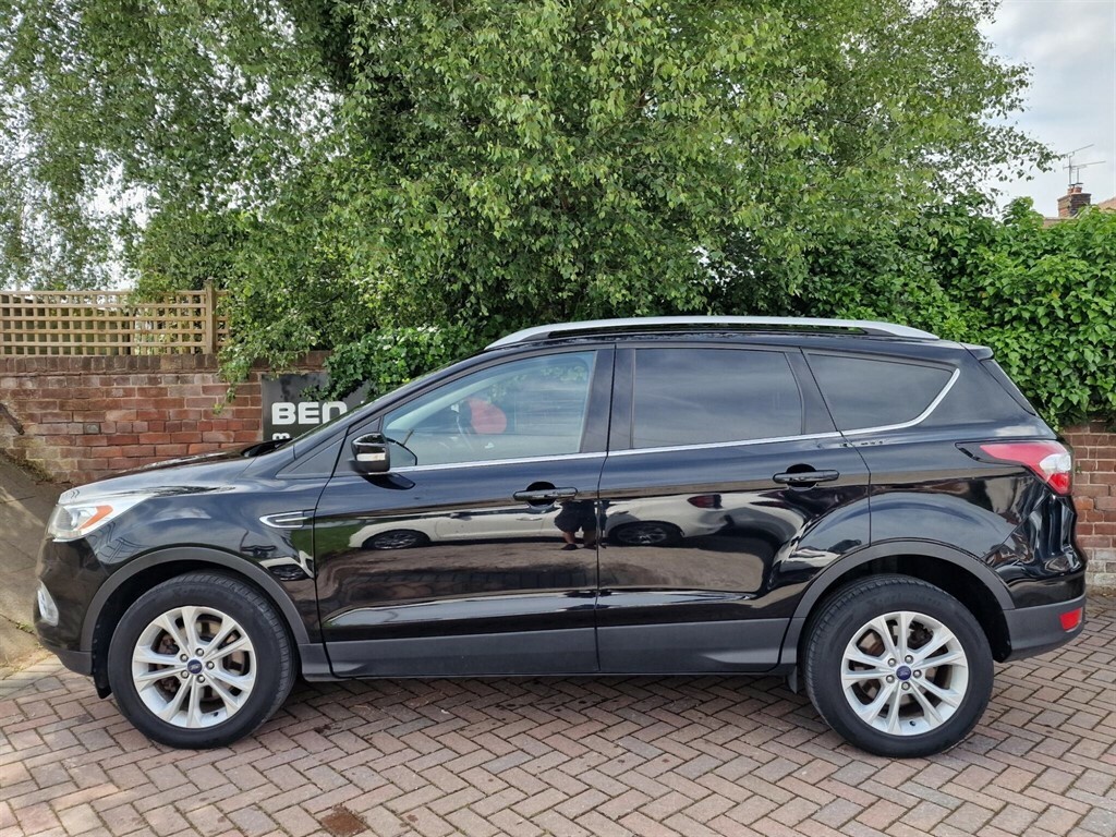 Ford Kuga 2.0 Tdci Titanium Euro 6 Ss YN67SVO Black #2