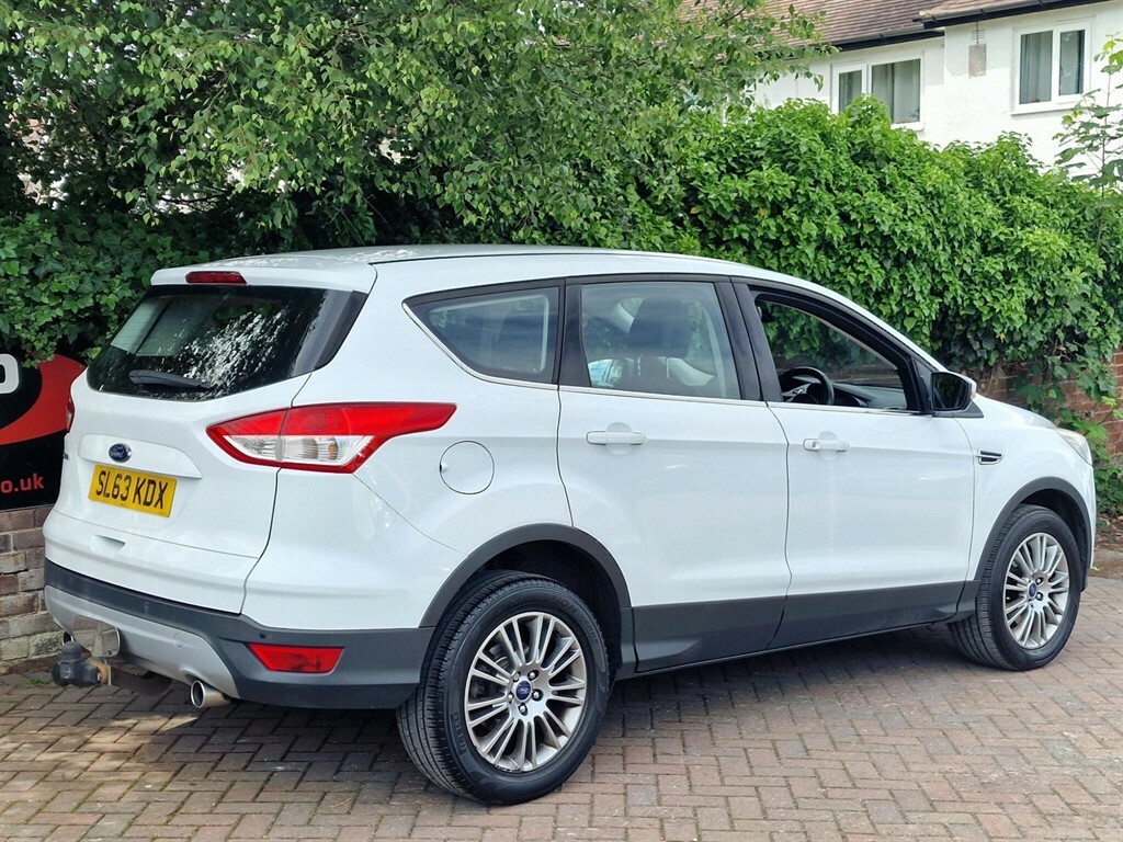 Ford Kuga 2.0 Tdci Titanium Awd Euro 5 SL63KDX White #6
