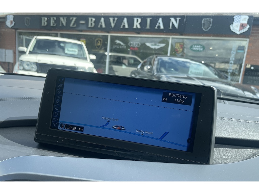BMW i8 2dr Auto White #20