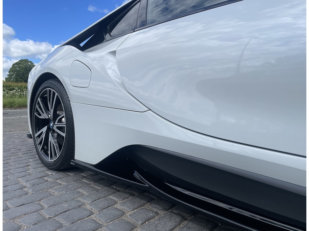 BMW i8 Protonic Frozen White Edition 1.5 Coupe White #4